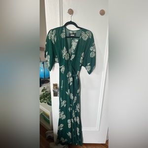 Reformation Winslow wrap dress
